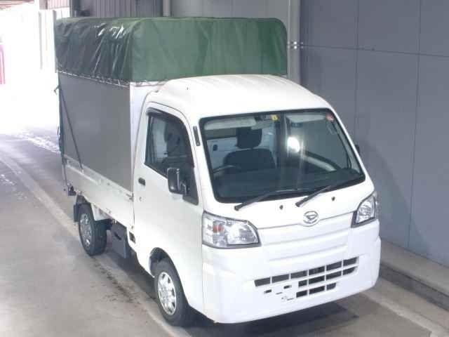 3001 Daihatsu Hijet truck S500P 2018 г. (JU Nara)